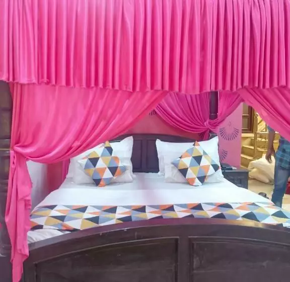 Hotelli Golden Tulip Jaisalmer
