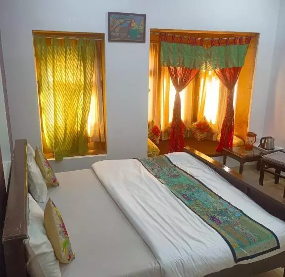 Hotelli Golden Tulip Jaisalmer