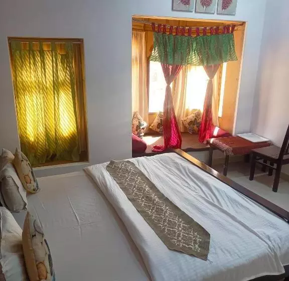 Hotelli Golden Tulip Jaisalmer