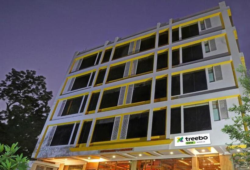 Hotel Treebo The Royal Cm, 4 Km From City Palace