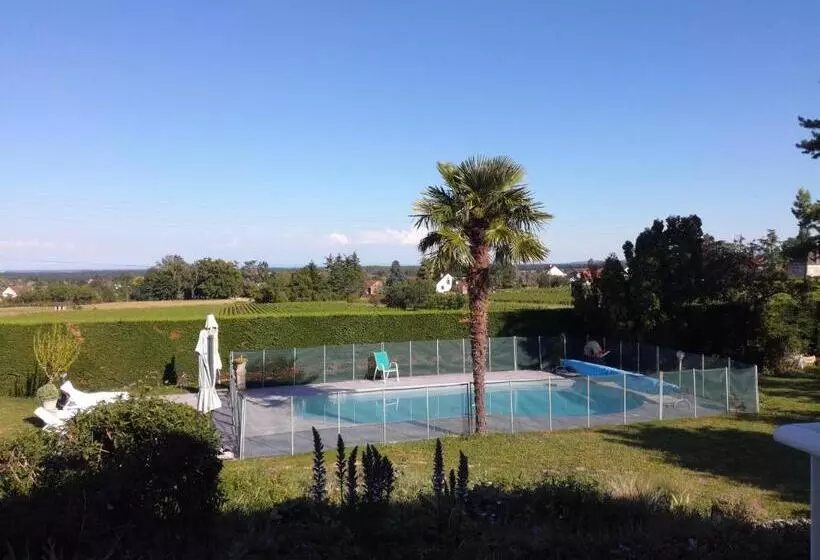 Majatalo La Petite Maison