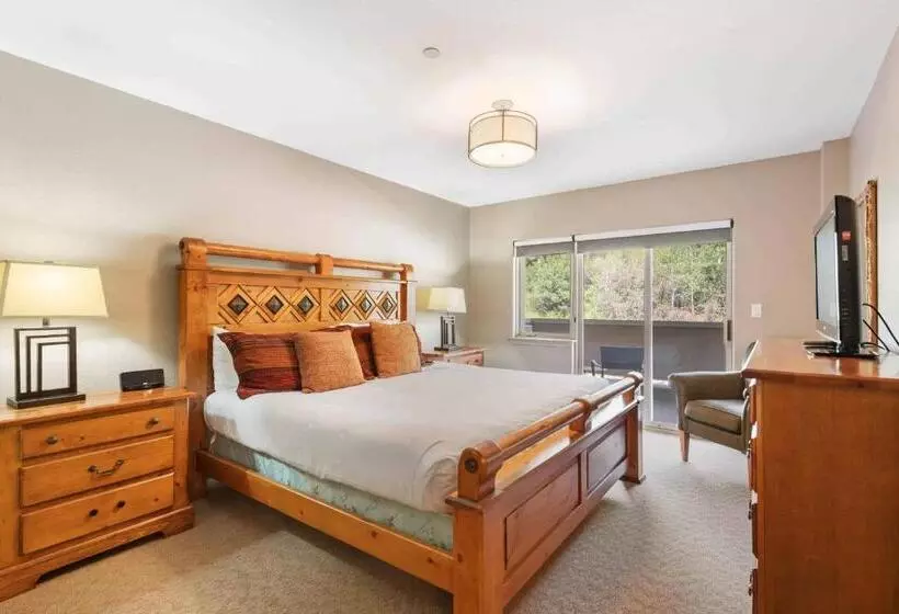 St James Place By East West Hospitality
