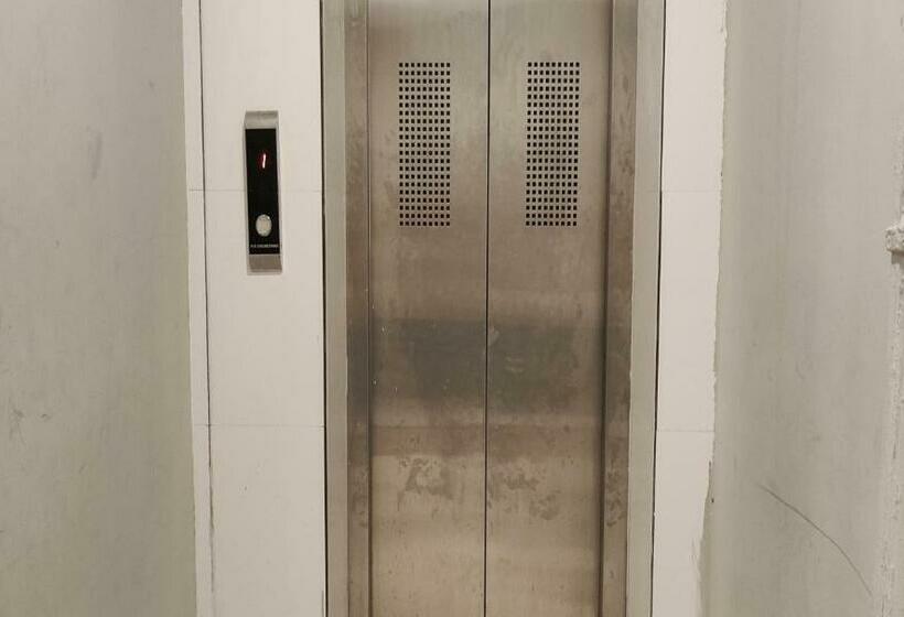 Staymaker Hotel Shanti Niketan