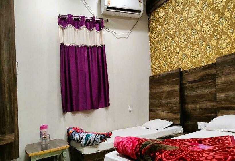 Staymaker Hotel Shanti Niketan