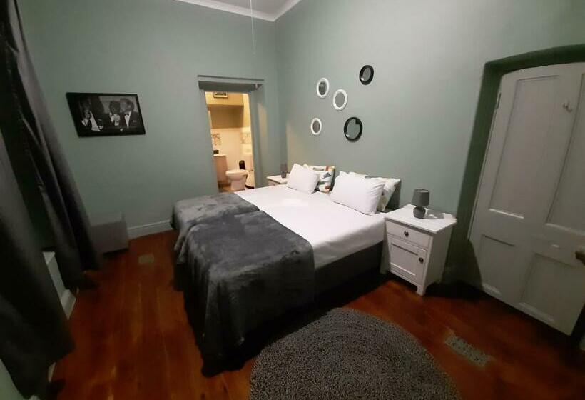 مبيت وإفطار De Stoep