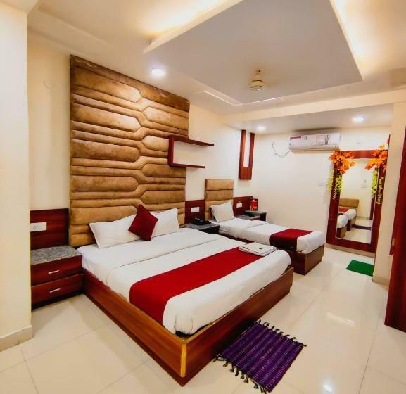 호텔 Royal Aanandham By Wb Inn