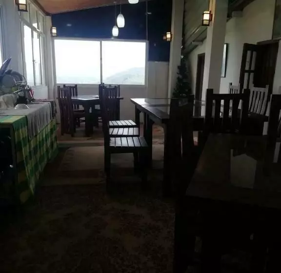 ベッドアンドブレックファースト Green Mist Cottage