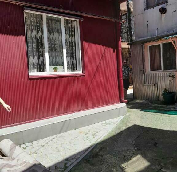 هاستل Otel Batumi Siti