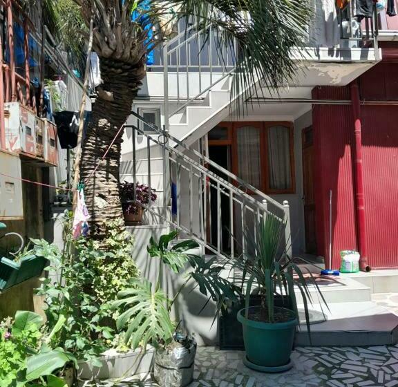 هاستل Otel Batumi Siti