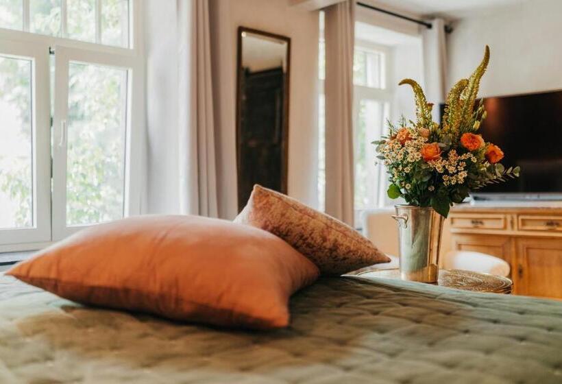 تختخواب و صبحانه Le Poirier De La Canette