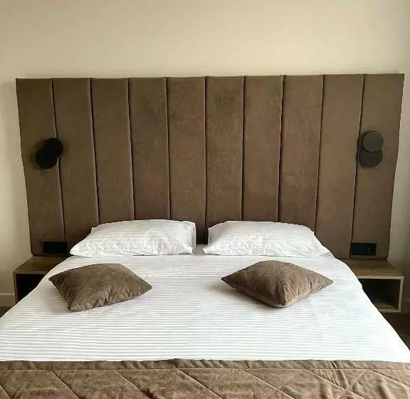 هتل гостинично банный комплекс Paradise