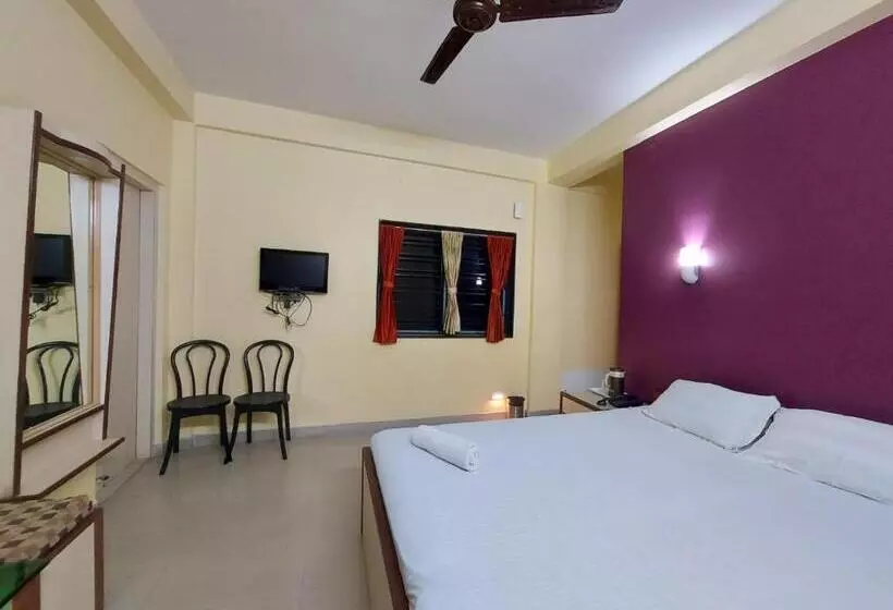 Hotelli Mira International