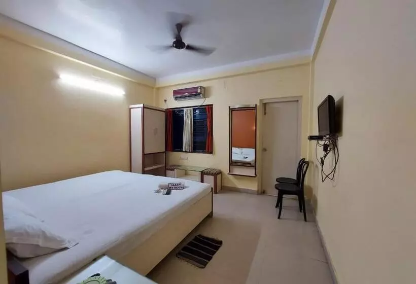 Hotelli Mira International