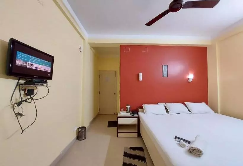 Hotelli Mira International