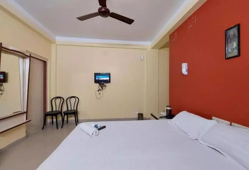 Hotelli Mira International