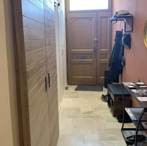 Aamiaismajoitus (B&B) Logis De La Foulerie