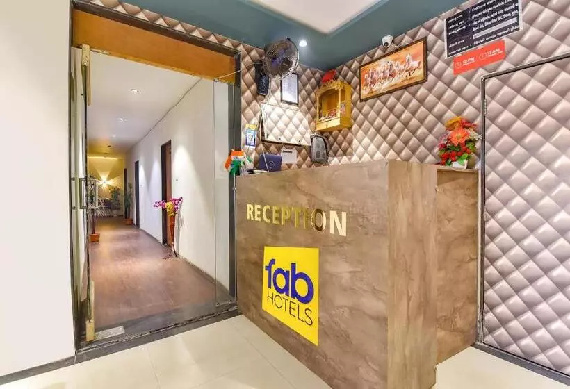 Fabhotel Nidhivan, Udhna Junction