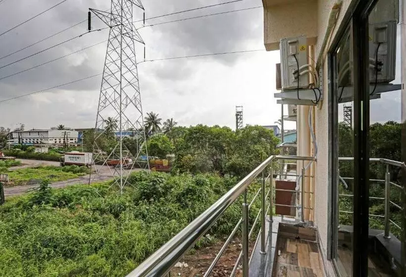 ホテル Om Sai Ram Residency