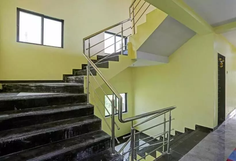 ホテル Om Sai Ram Residency