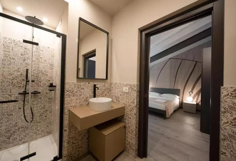 Retkeilymaja Monte Isola   Decio Rooms