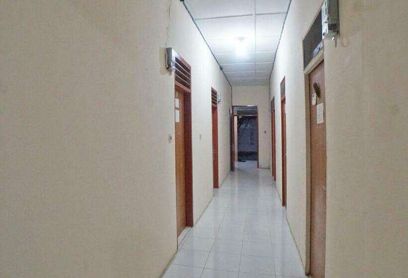 בית מלון כפרי Oyo 91776 Bina Family Homestay