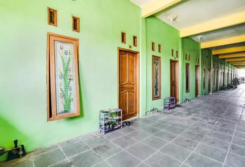 Hotelli Spot On 91747 Gamping Homestay Syariah