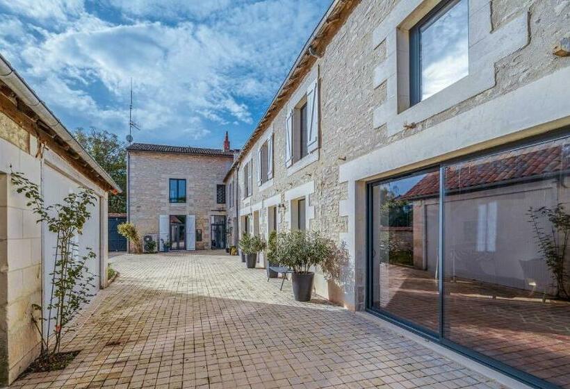 Пансион La Longère De Neuville Futuroscope Poitiers