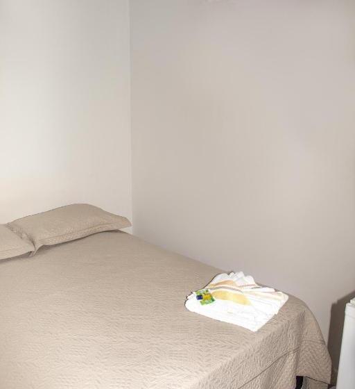 פנסיון Pousada Rodrigues