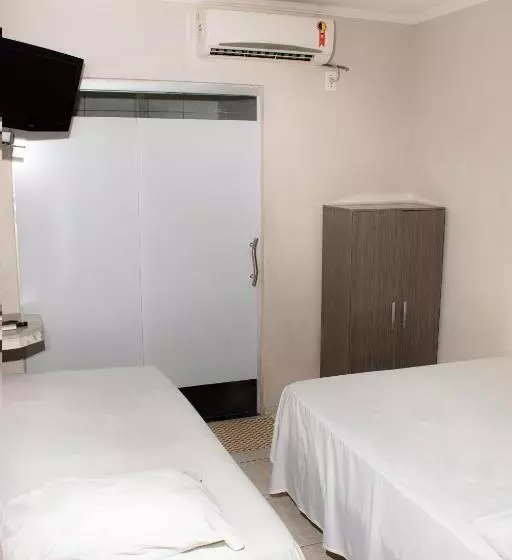 ペンション Pousada Rodrigues