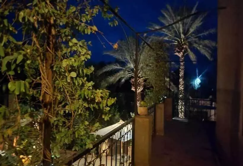 پانسیون Room In Guest Room  Charming Guest House With Pool For 6 People 1