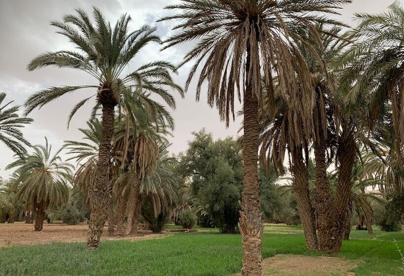 Pension Room In Guest Room  Charming Guest House With Pool For 6 People 1