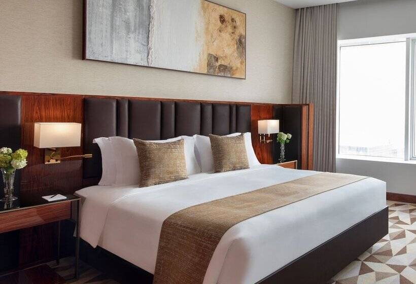 The Bentley Luxury Hotel & Suites