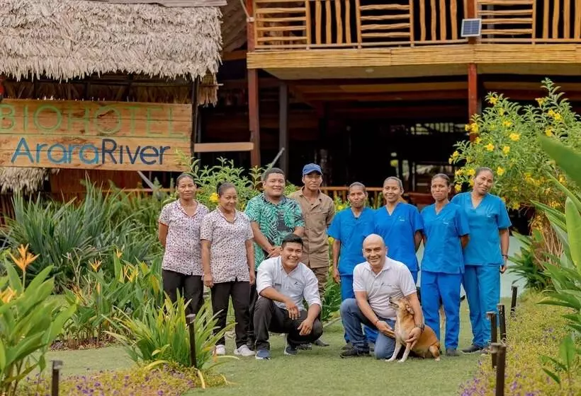 Biohotel Arara River
