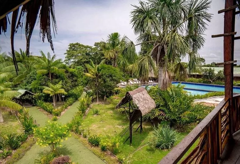 Biohotel Arara River