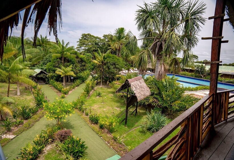 Biohotel Arara River