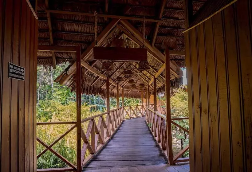 Biohotel Arara River