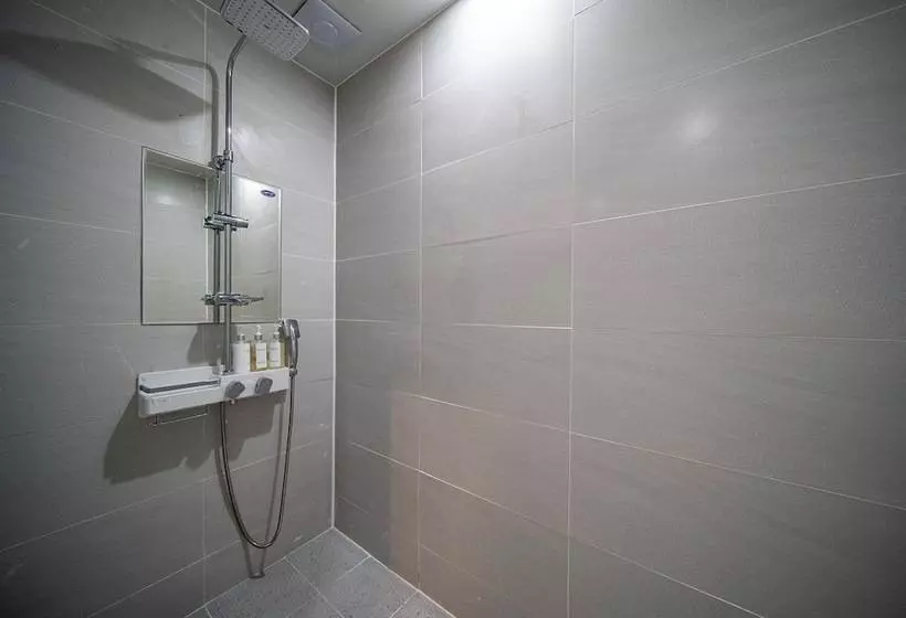 ホテル Namuneulno