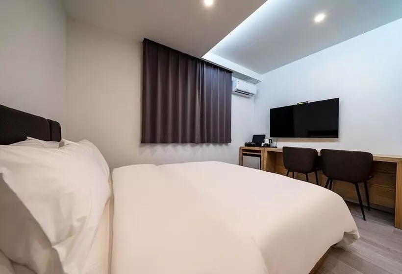 ホテル Namuneulno