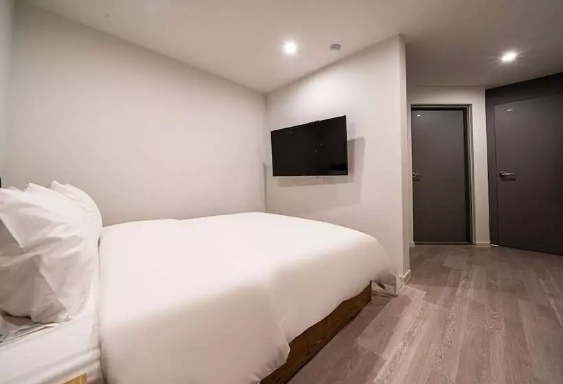 ホテル Namuneulno