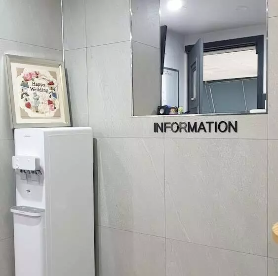 ホテル Namuneulno