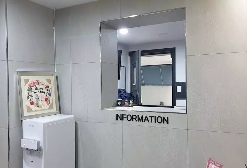 ホテル Namuneulno