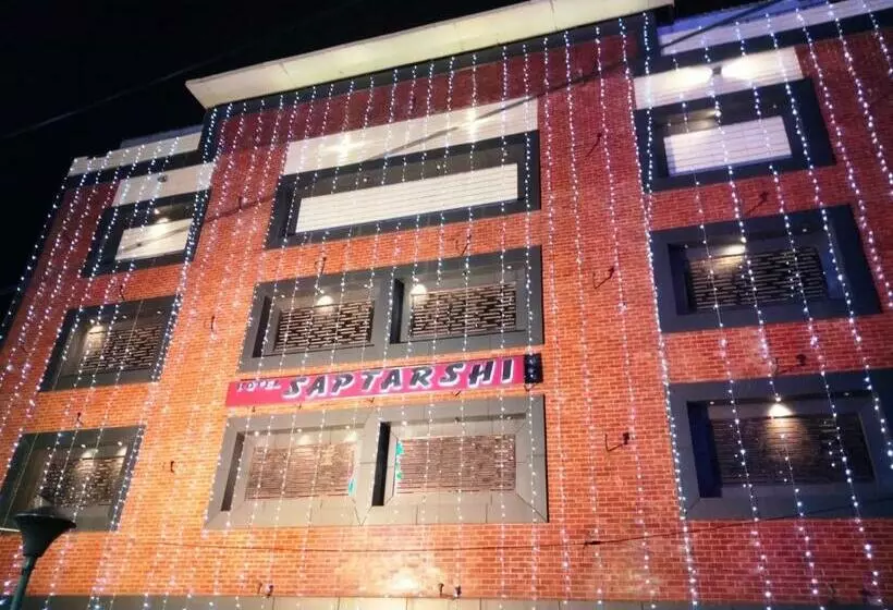 ホテル Saptarshi