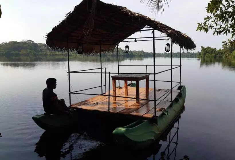 پانسیون Ayura Lagoon Resort