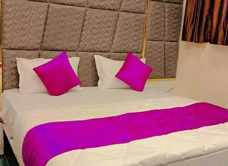 هتل Karnavati