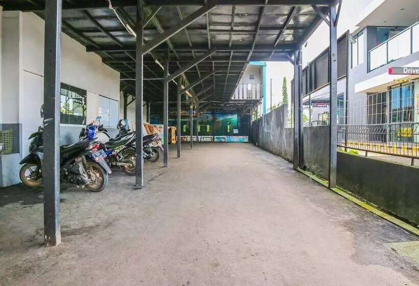 Hotelli Spot On 91765 Kaiku Guest House