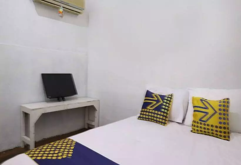 Hotelli Spot On 91765 Kaiku Guest House