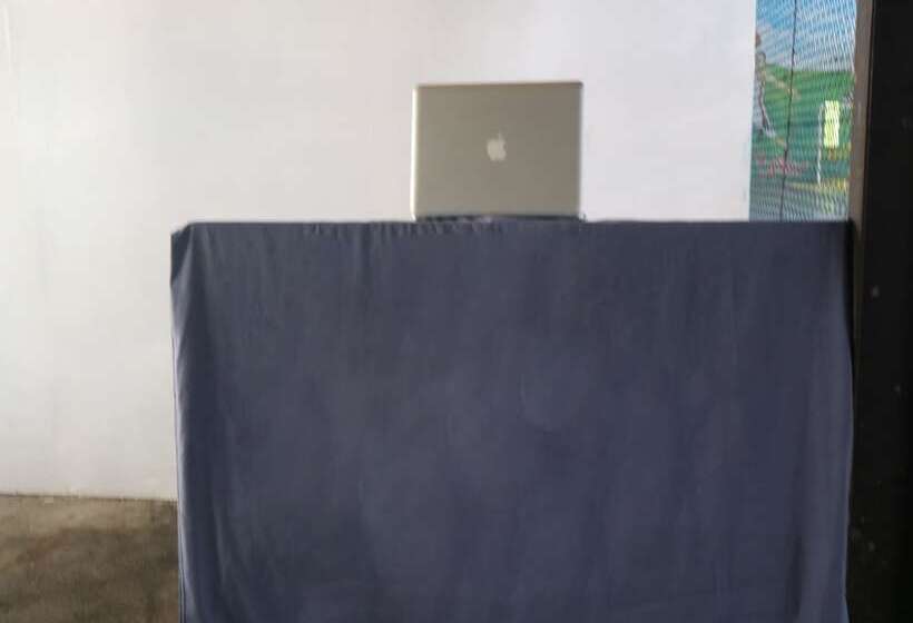 Szálloda Spot On 91765 Kaiku Guest House