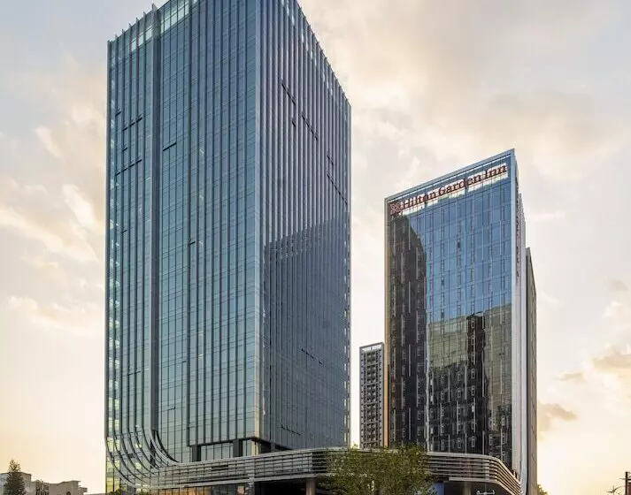 هتل Hilton Garden Inn Shenzhen Airport
