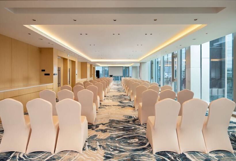 Otel Hilton Garden Inn Shenzhen Airport