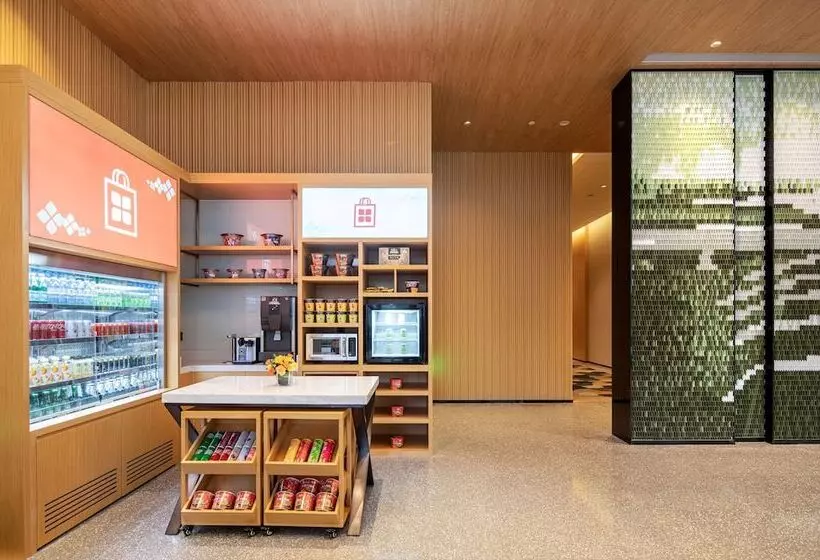 هتل Hilton Garden Inn Shenzhen Airport